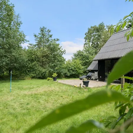 Beautiful In With Kitchen Holiday home