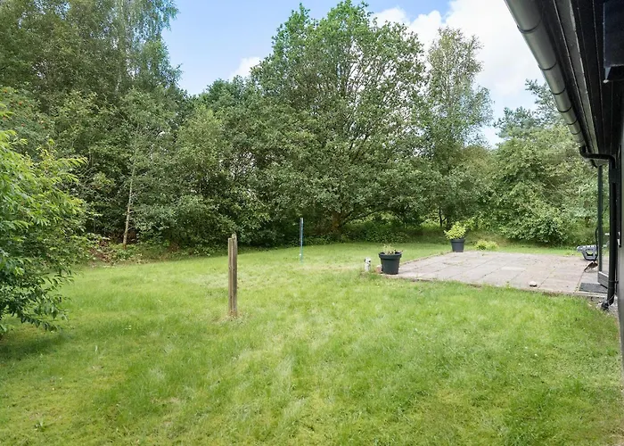 Beautiful In With Kitchen Holiday home